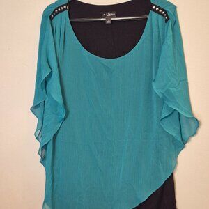 Women's Black and Teal Top Size 1X